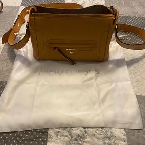 NWOT Michael Kors Crossbody